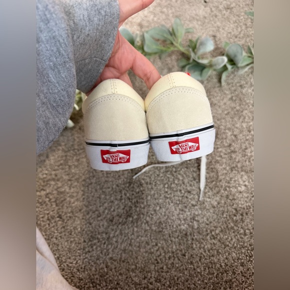 NWT Vans Old Skool Sneakers Shoes Size 8 - Picture 9 of 9